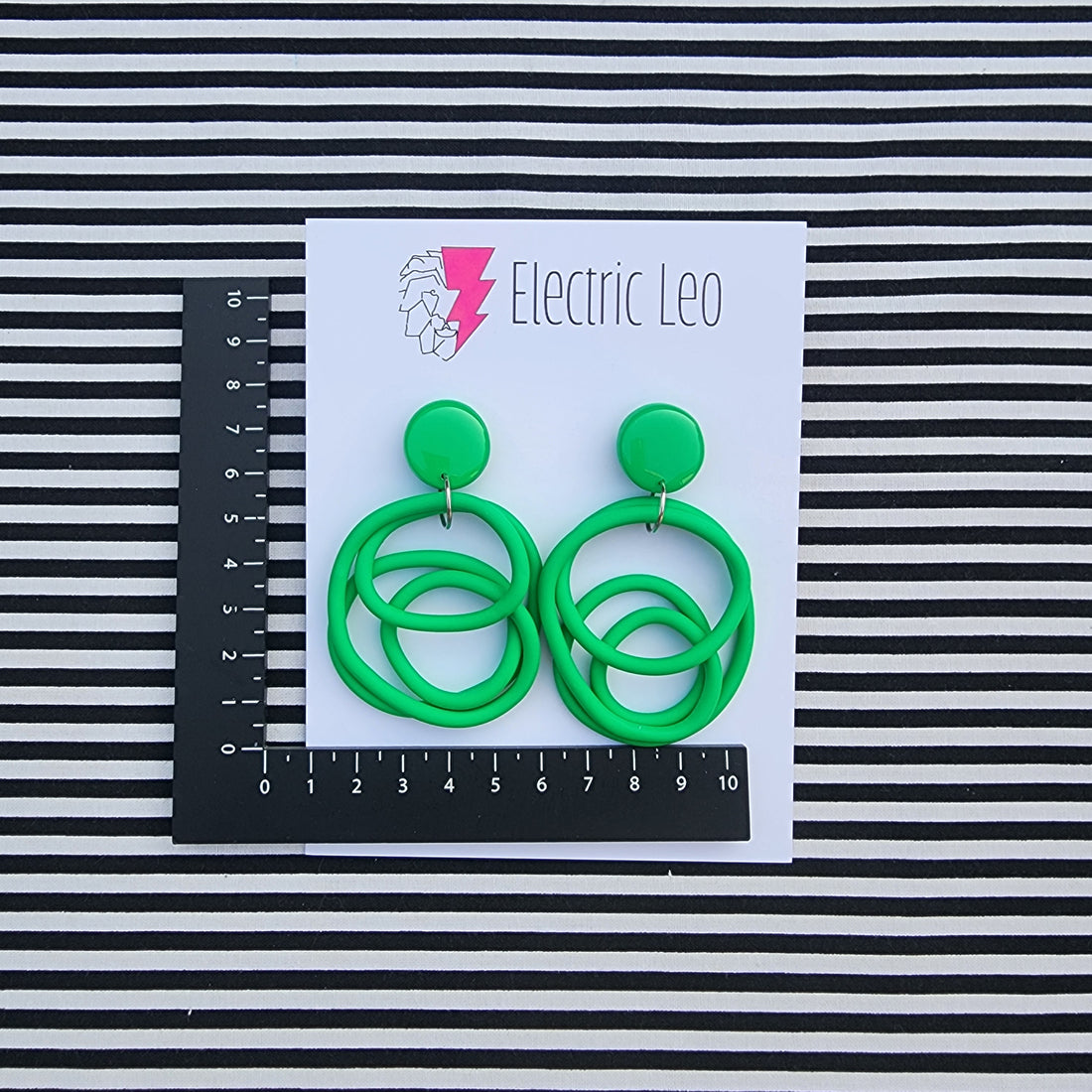 Kelly Green Big Squiggles