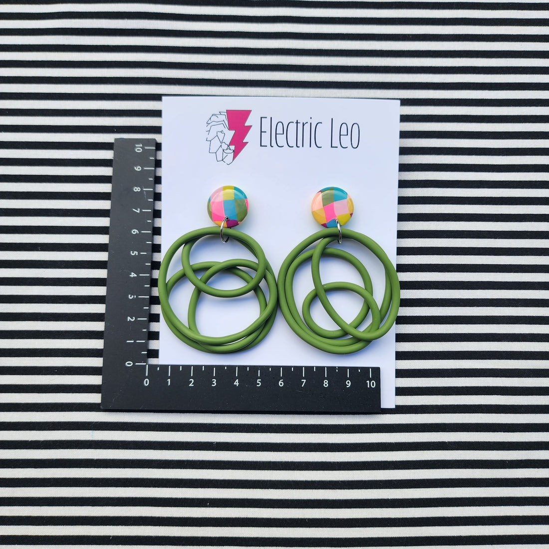 Olive / Picnic Check Top Big Squiggles